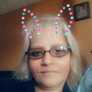 Meet your Posher, Faith